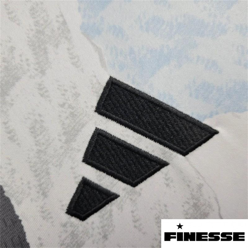 e898390112fb9890.jpg